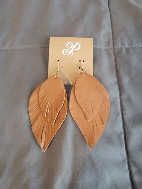 Plunder "HARVEST" Leather Leaf Drop Earrings - Brown